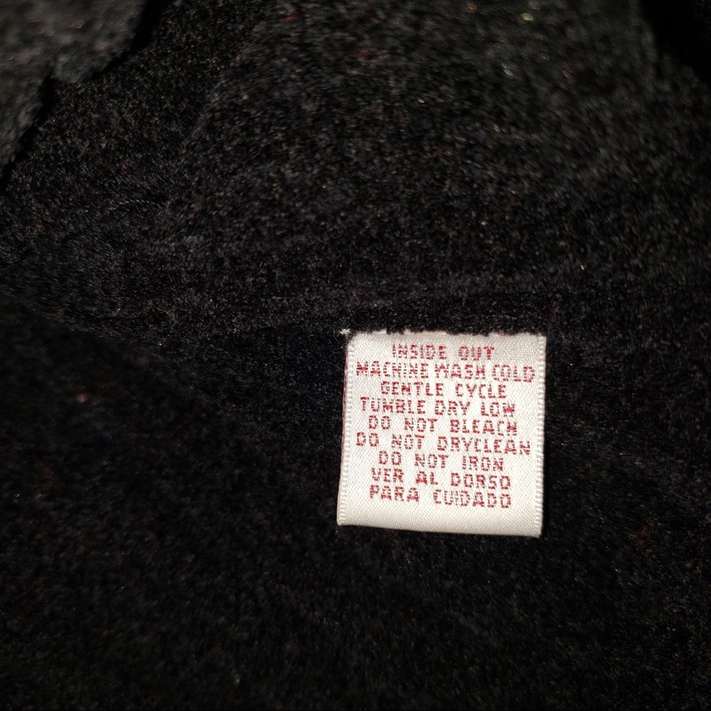 Sweater - Picture 6 of 6